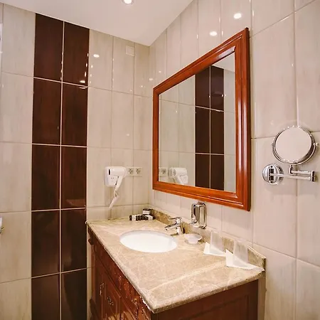 Elixir Medical Wellness 3*