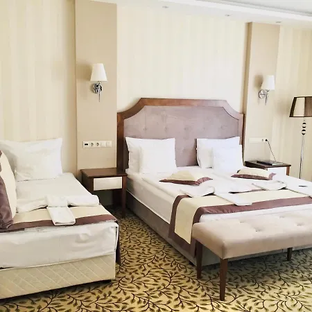 Отель Elixir Medical Wellness 3*